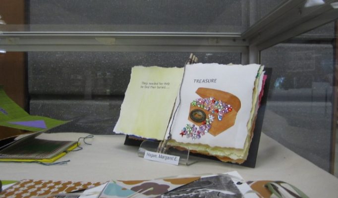 graphic_design_books_(11).jpeg